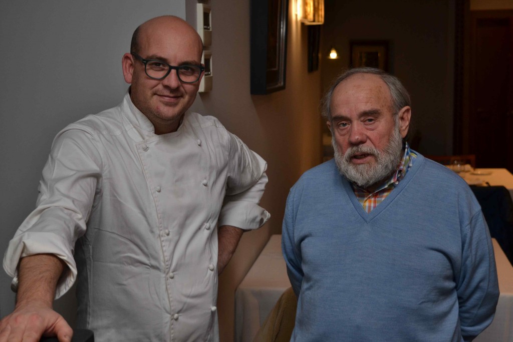 El chef Modesto Fabregat con el artista Melchor Zapata