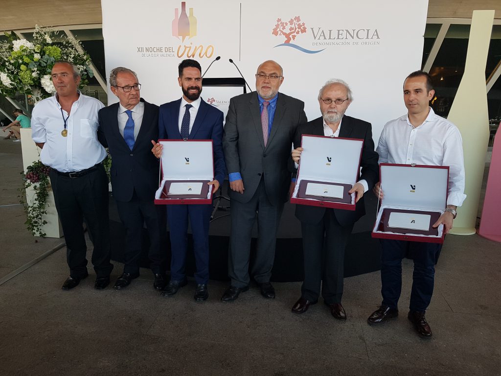 DOP Valencia celebró su XII edición de la Noche del Vino con la entrega de premios y distinciones 20160613_192047 (248)