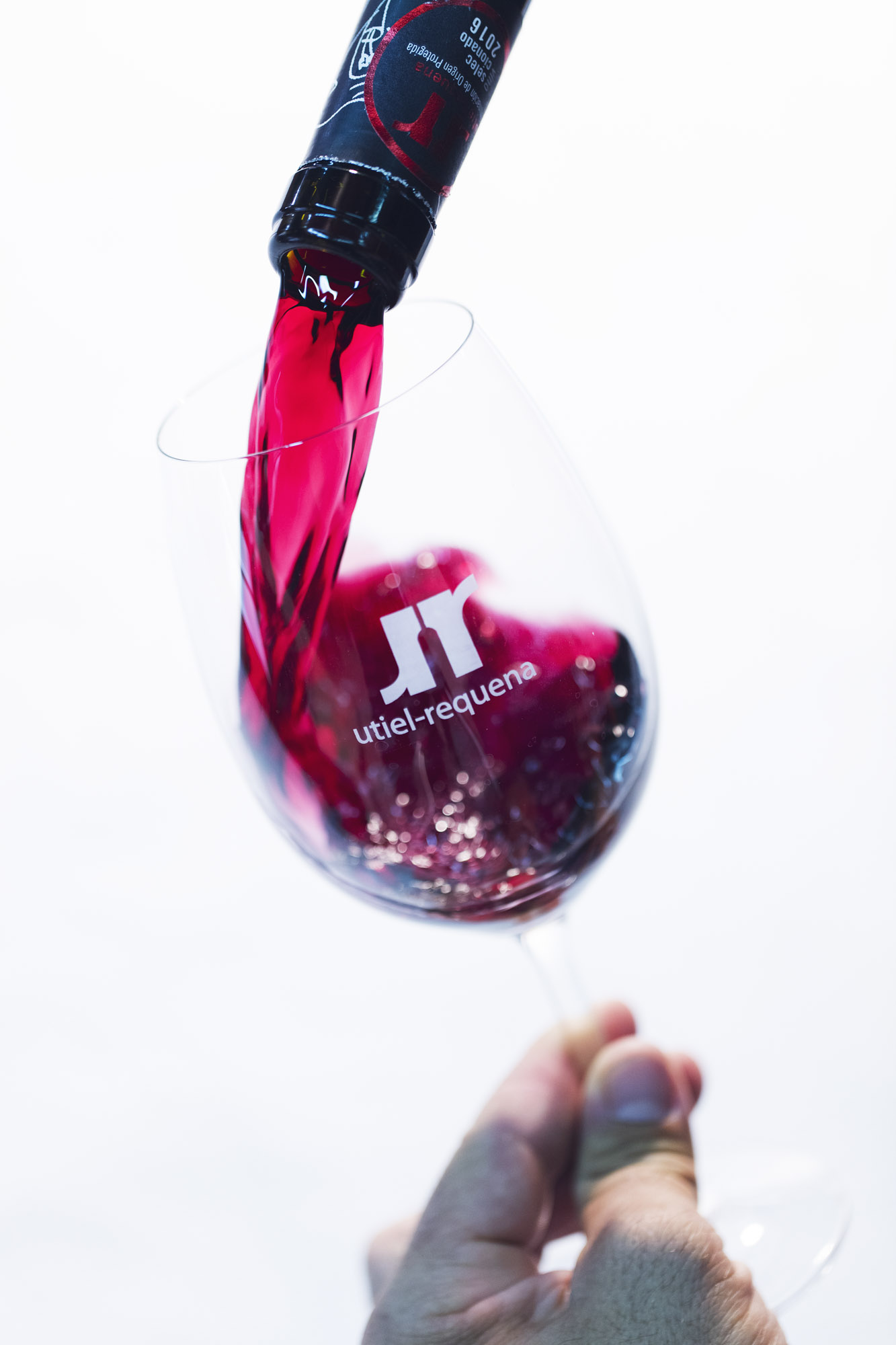 La Guía Repsol viajará a Utiel-Requena para catar cien vinos