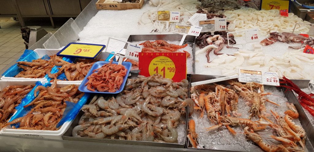 Estudio OCU precios navideños: Suben el pescado y los mariscos. Bajan la  carne y productos vegetales - Gastronomía y turismo en Valencia gastronómica